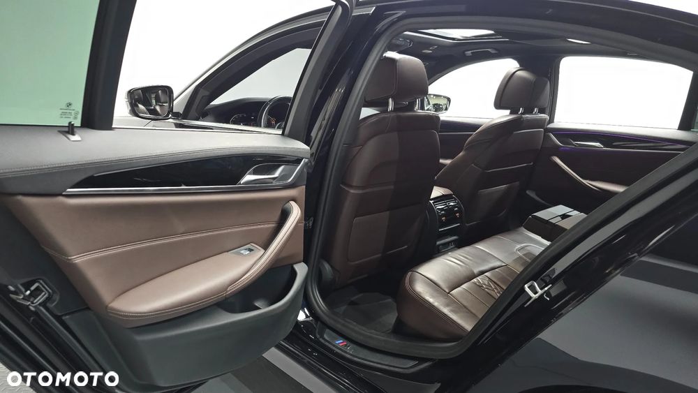 BMW Seria 5 - 21