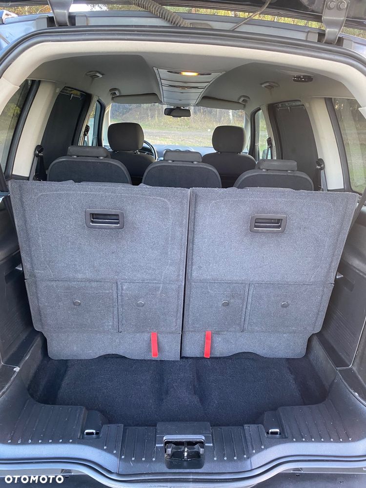 Ford Galaxy 2.0 TDCi Titanium - 15