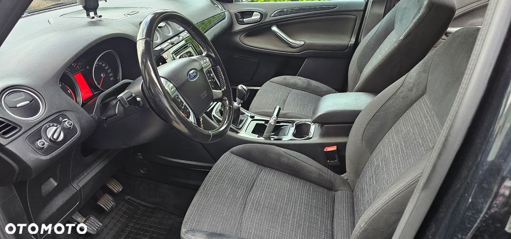 Ford Galaxy 2.2 TDCi Platinium X (Titanium) - 13
