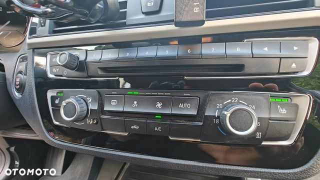 BMW Seria 1 118i - 14
