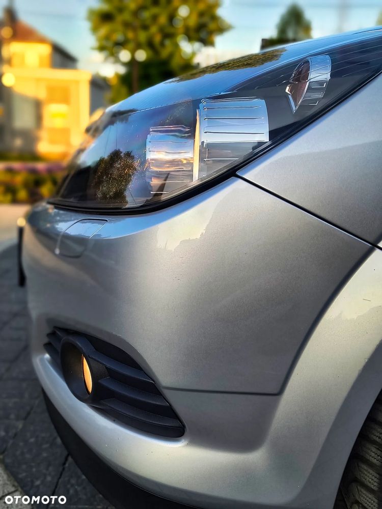 Opel Astra - 16