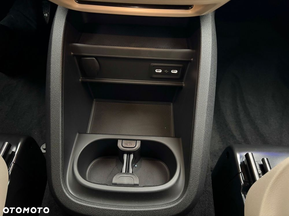 Mercedes-Benz Klasa V 300 mHEV 9G-Tronic Avantgarde (d³ugi) - 21