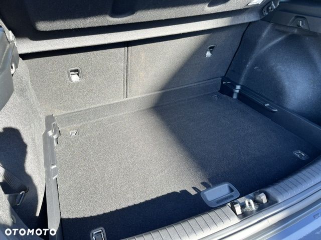 Kia Ceed 1.5 T-GDI L Business Line - 12