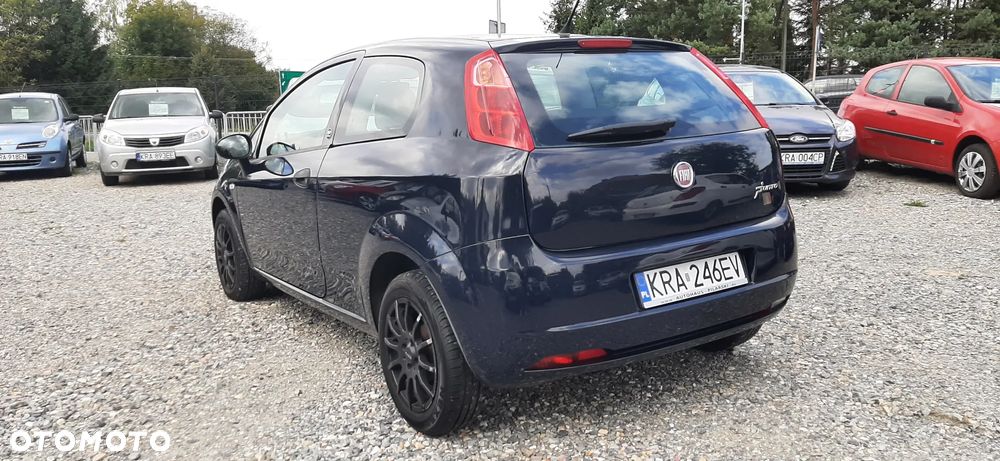 Fiat Punto - 18