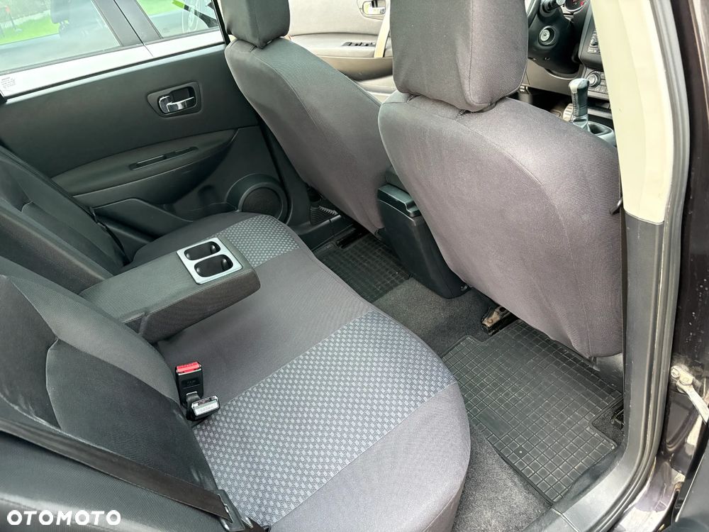 Nissan Qashqai - 14