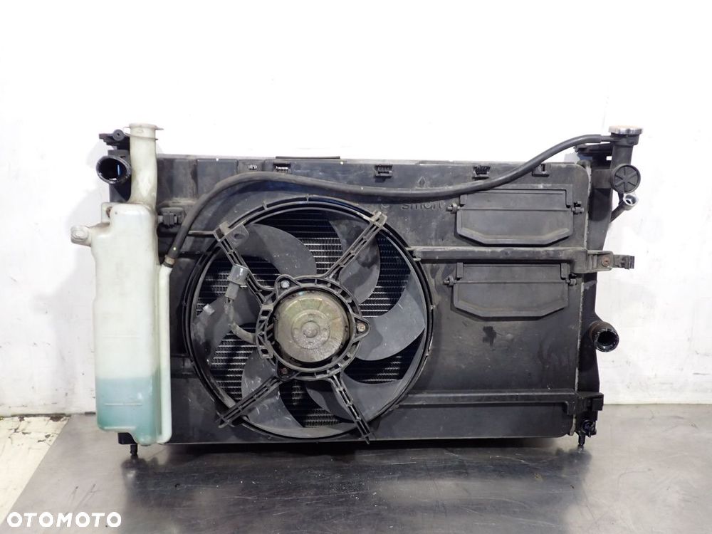 ZESTAW CHŁODNIC WENTYLATOR MITSUBISHI COLT VI Z30 MN130400 1350A071 ETP11051ZM - 4