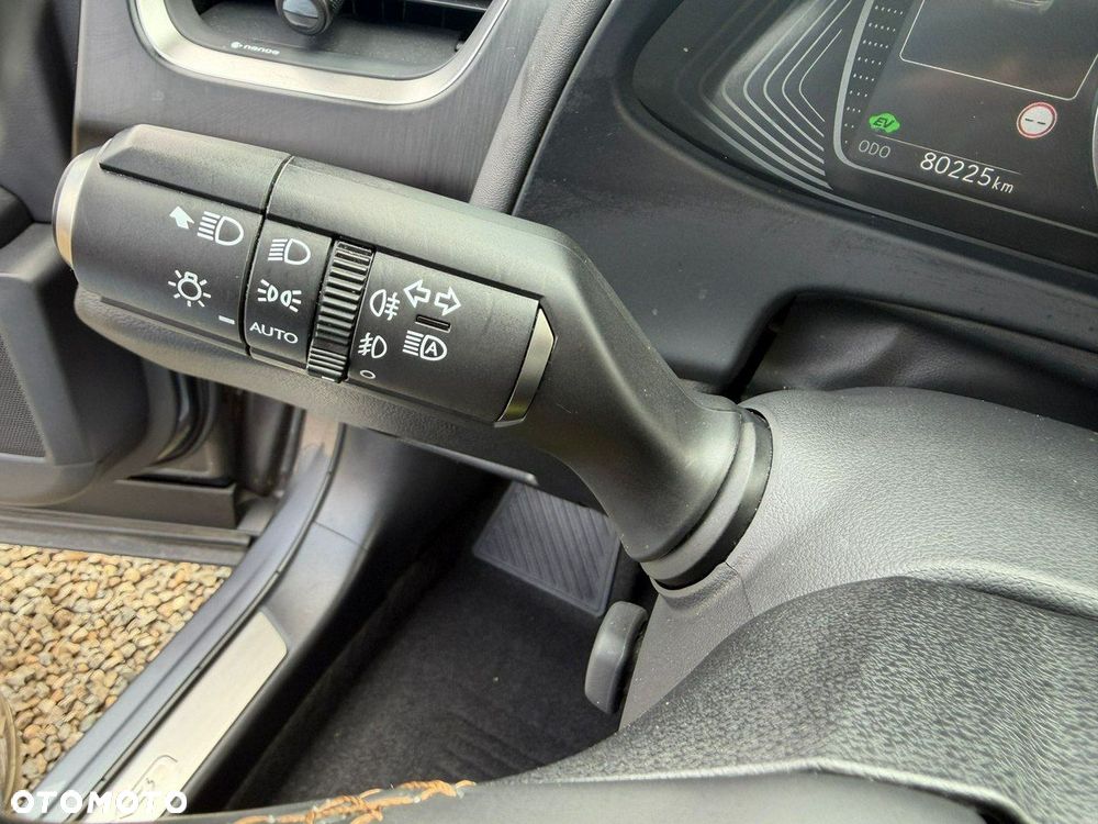 Lexus UX - 32