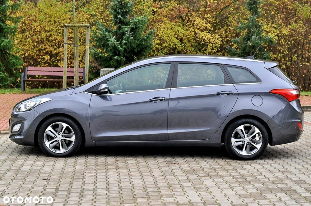 Hyundai i30 1.6 CRDi BlueDrive Premium - 13