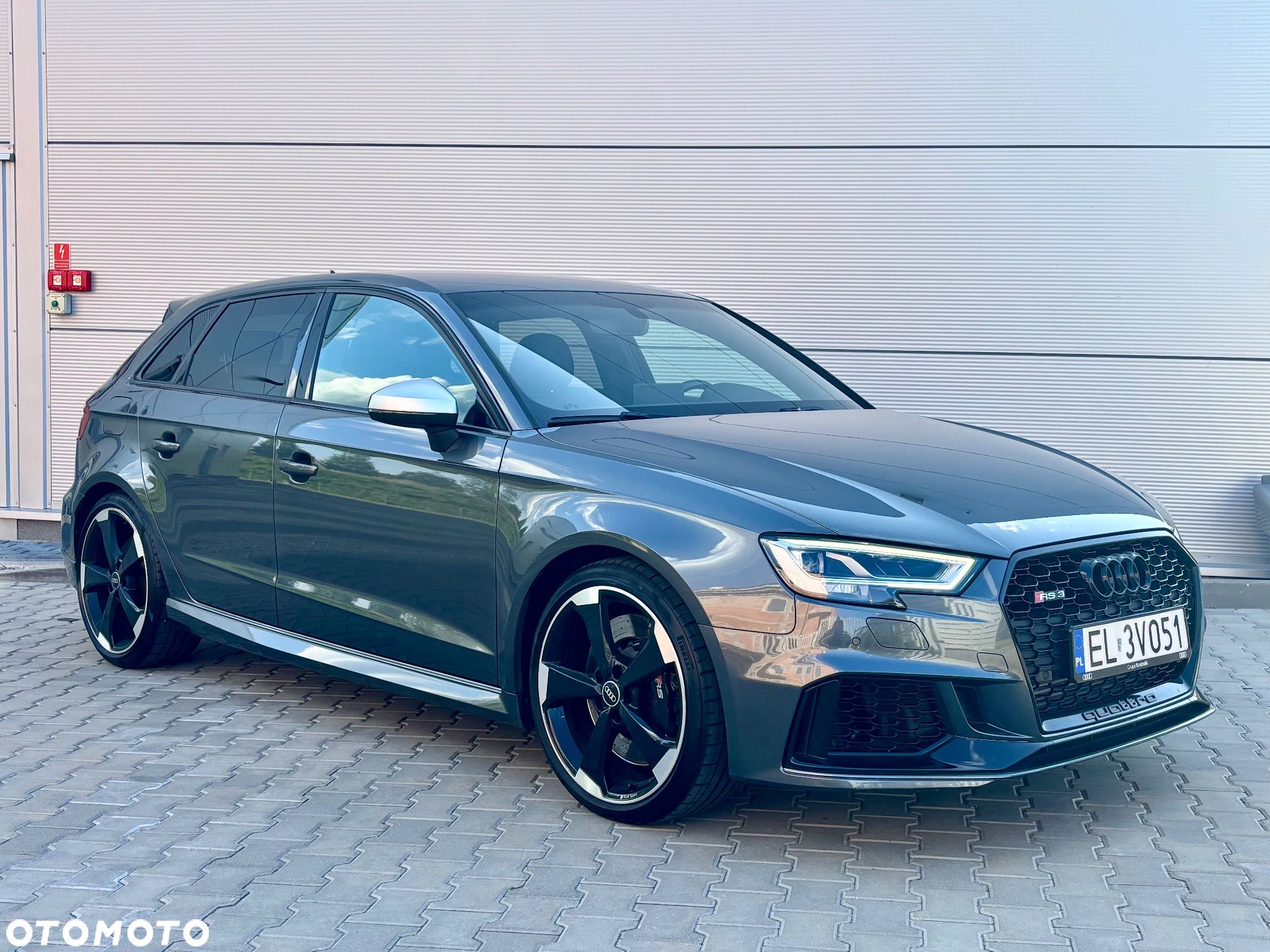 Audi RS3 Sportback - 1