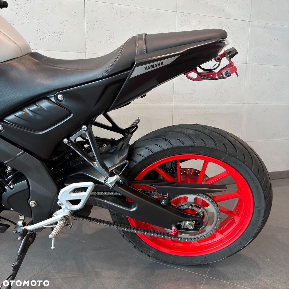 Yamaha MT - 11