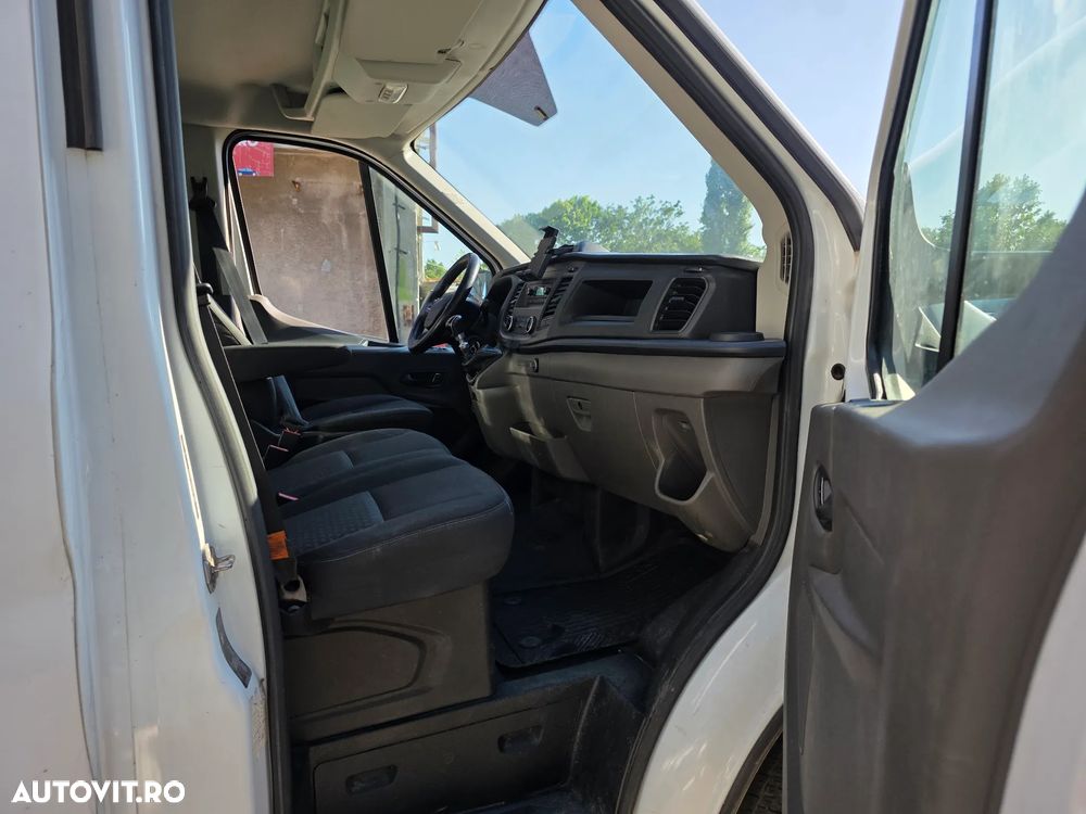 Ford Tranzit - 10