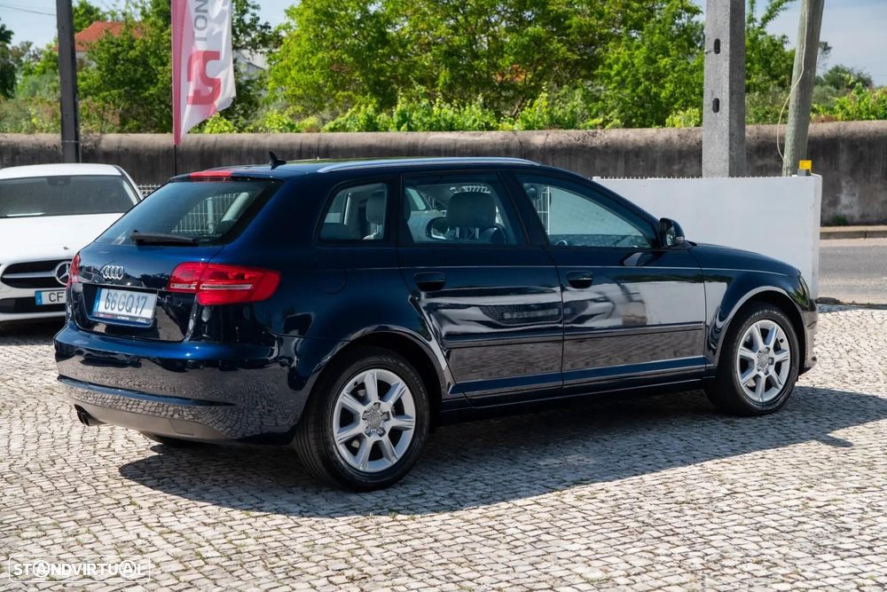 Audi A3 Sportback 2.0 TDi Attraction - 4