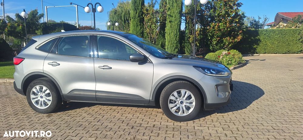 Ford Kuga - 2