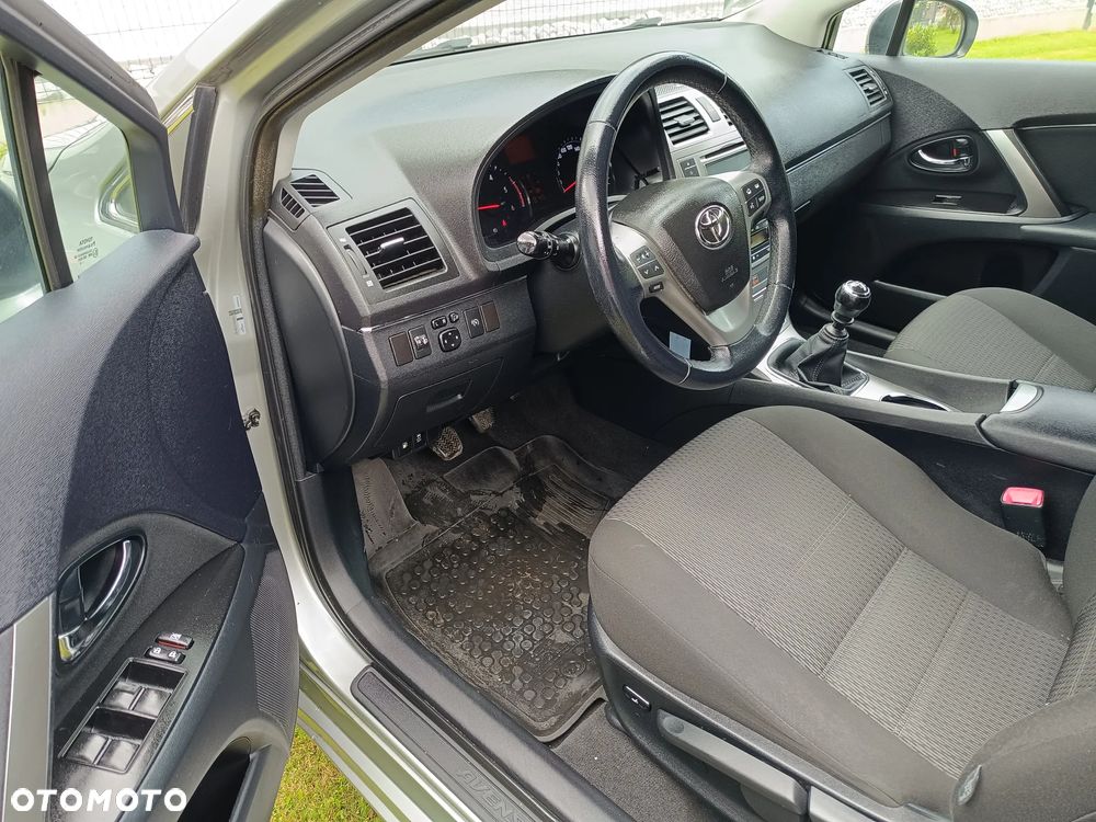 Toyota Avensis 2.0 D-4D Edition (2014) - 9