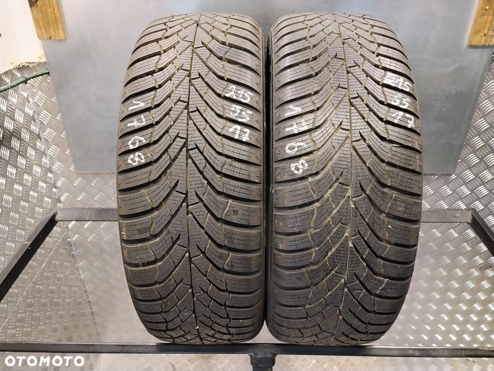 2x Kumho WinterCraft WP52 215/55/17 98V nr.1768 24 rok 8mm - 1