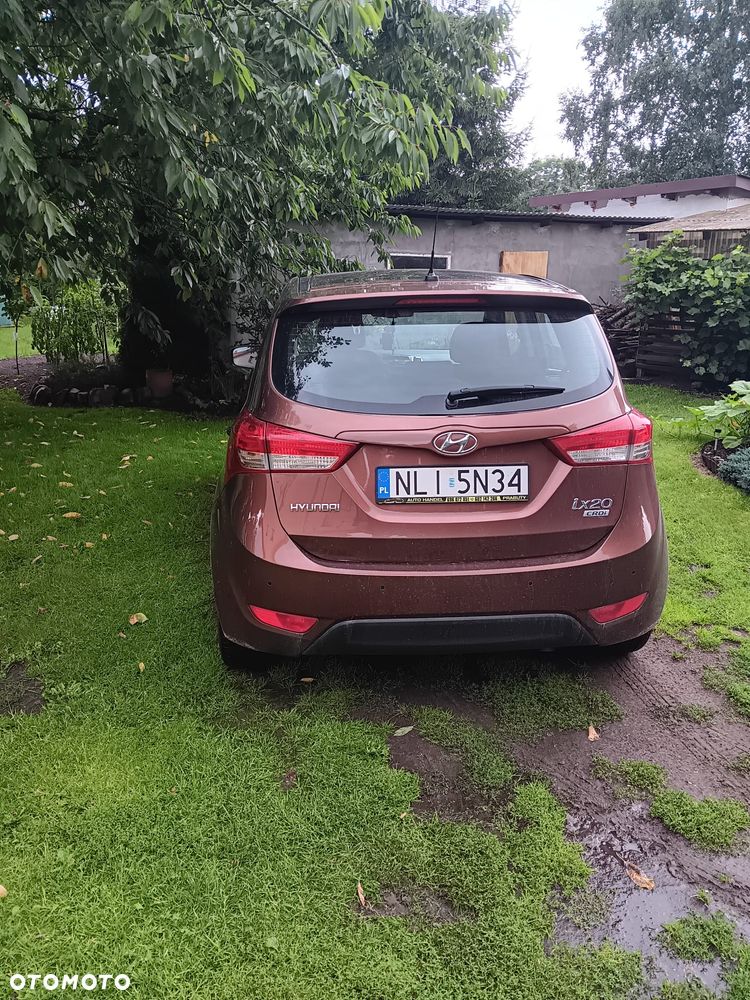 Hyundai ix20 - 28