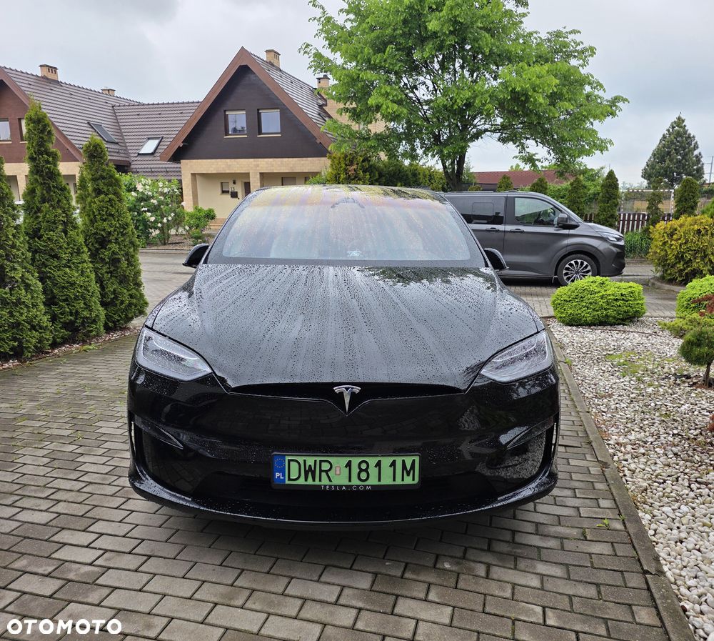Tesla Model X - 2
