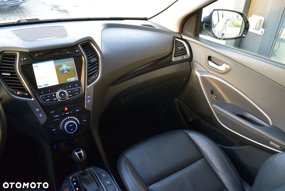 Hyundai Santa Fe - 16