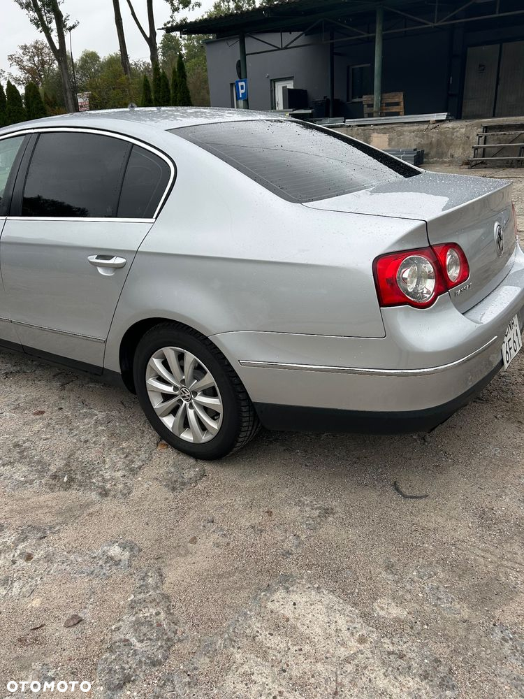 Volkswagen Passat 2.0 FSI Automatik Highline - 5