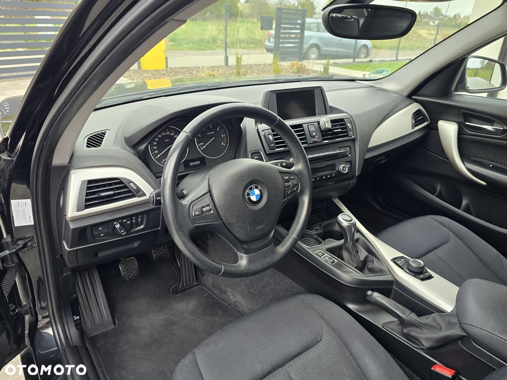 BMW Seria 1 116d DPF - 11