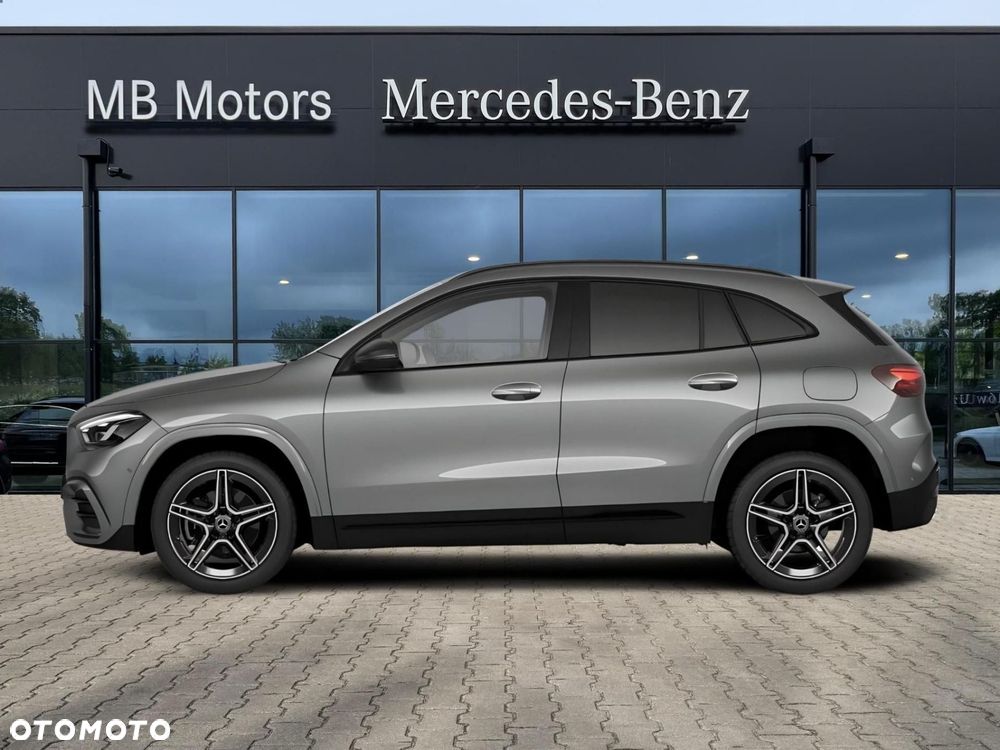 Mercedes-Benz GLA - 3