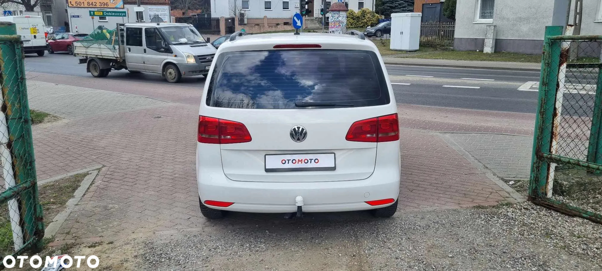 Volkswagen Touran 1.6 TDI DPF BlueMot Trendline - 9