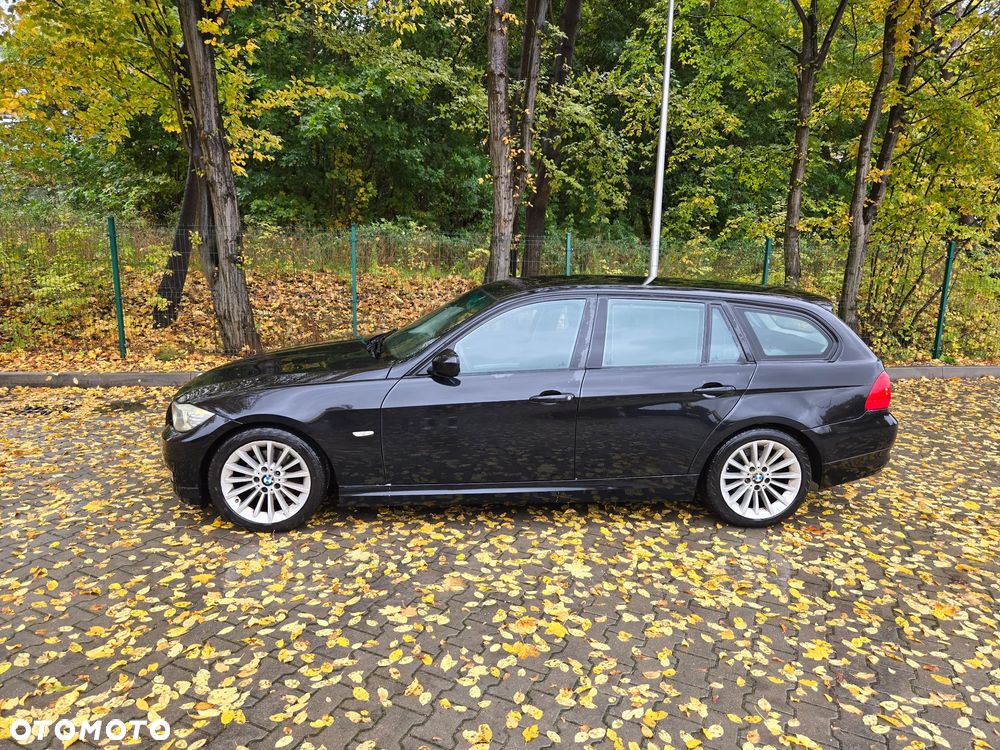 BMW Seria 3 318i Touring Edition Sport - 1