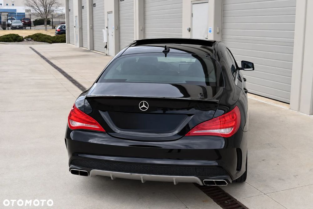 Mercedes-Benz CLA - 10