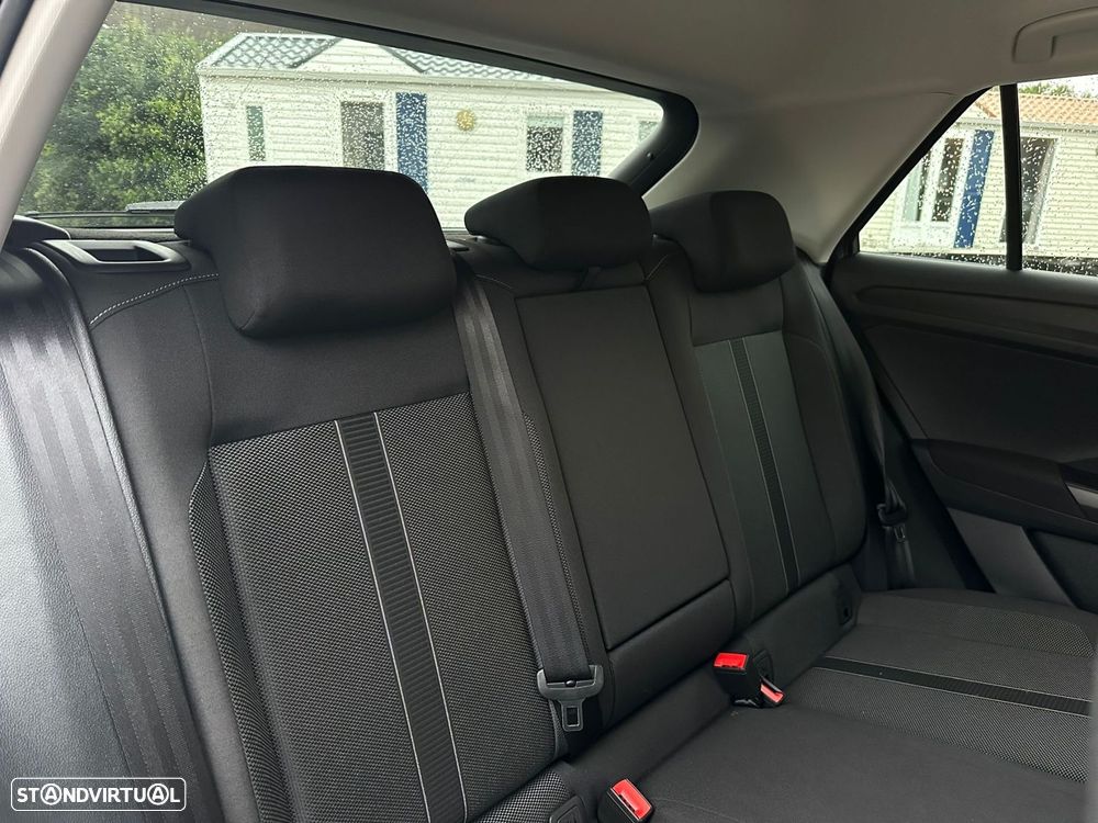 VW T-Roc 1.0 TSI Urban - 9
