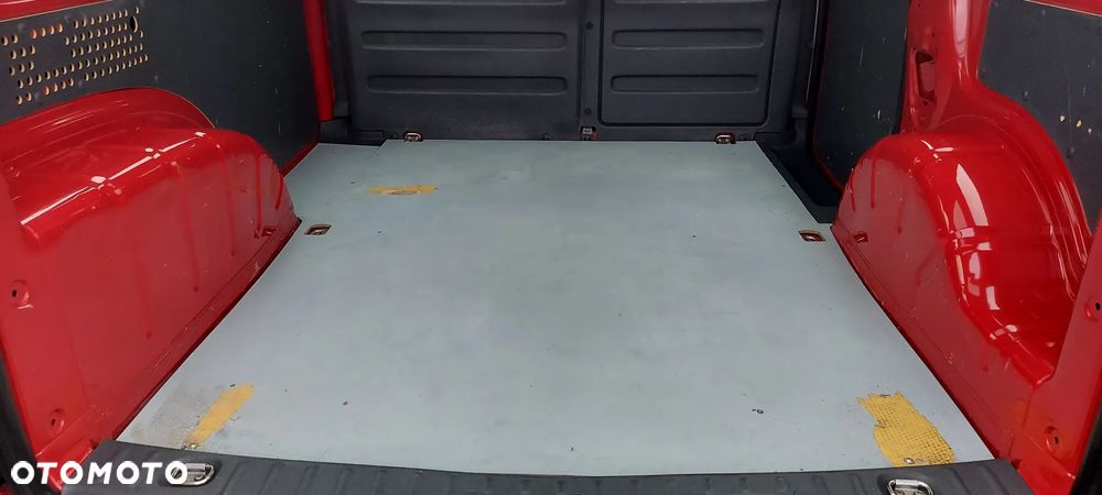 Volkswagen CADDY - 28