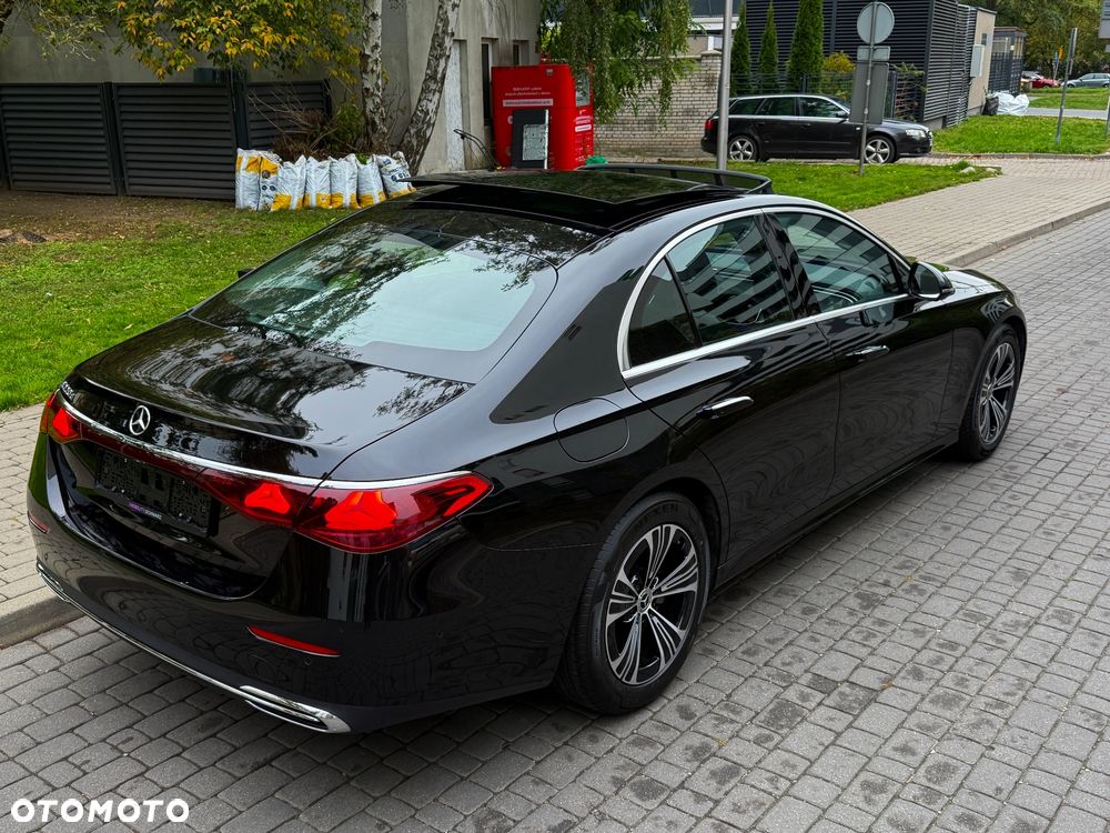 Mercedes-Benz Klasa E - 28