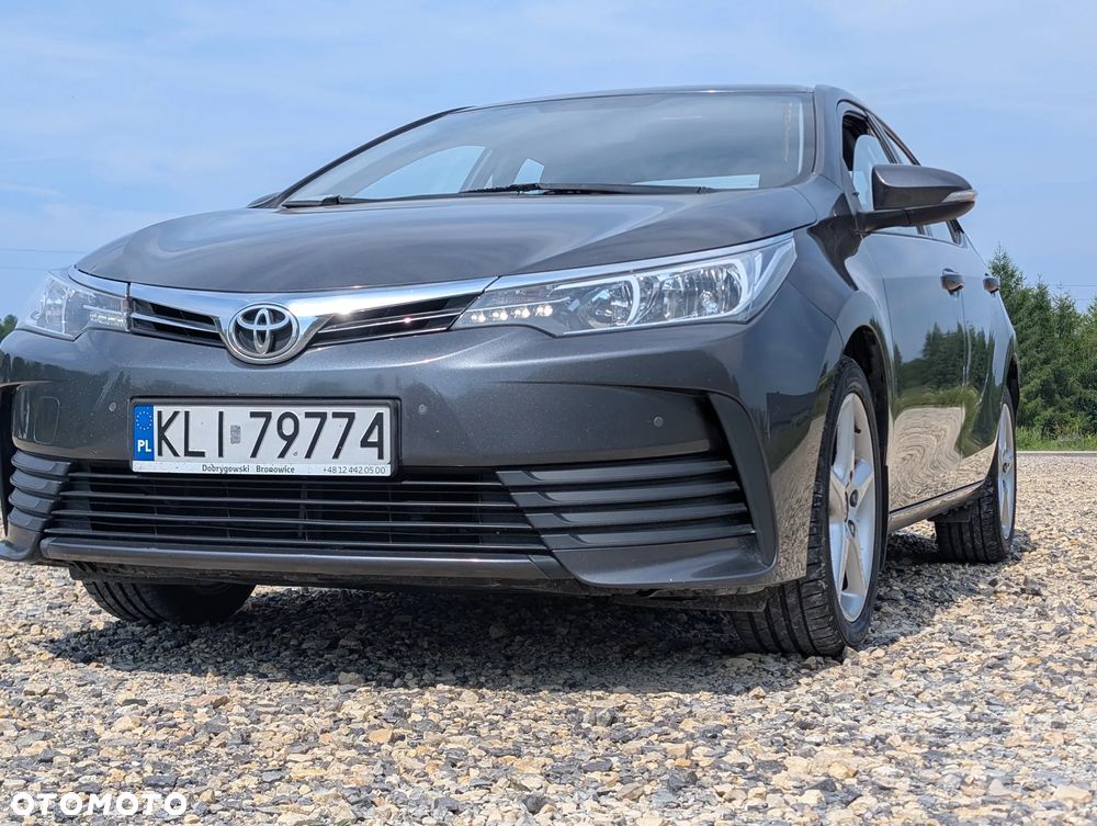 Toyota Corolla 1.6 Premium - 25