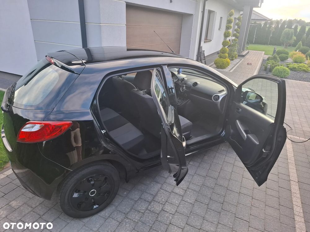 Mazda 2 - 14