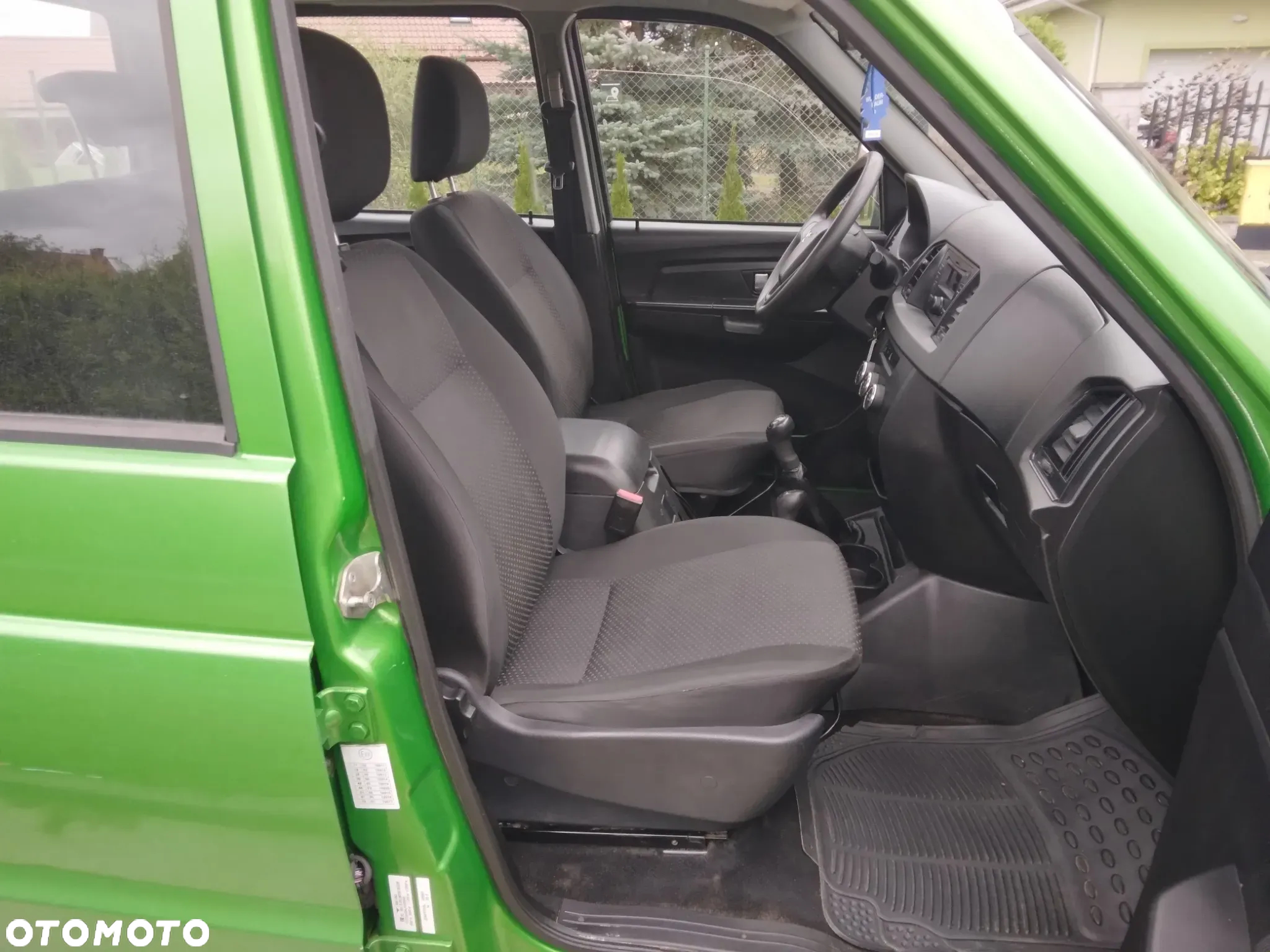 Uaz Inny - 9
