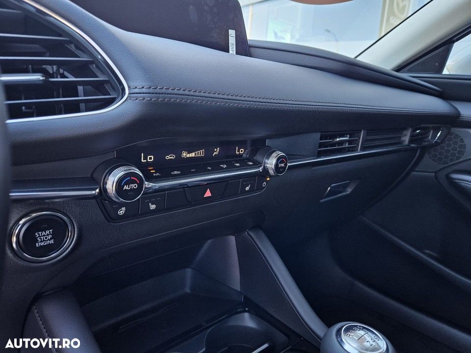 Mazda 3 - 13