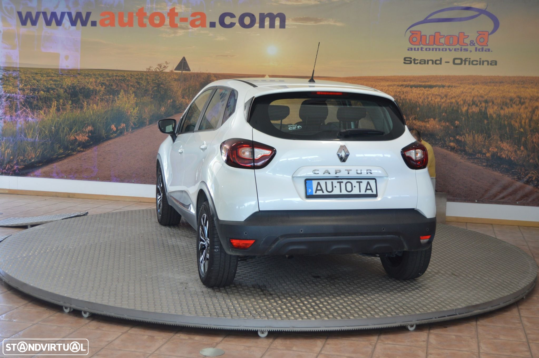 Renault Captur 0.9 TCE Exclusive - 4