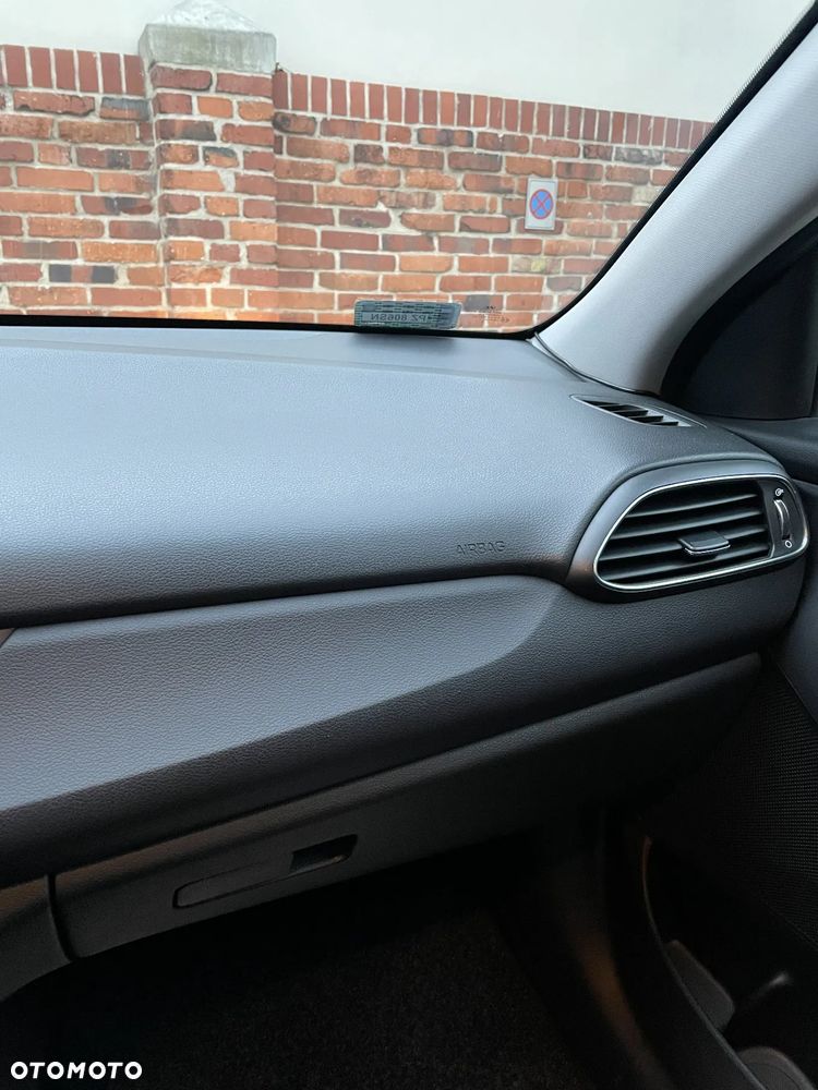 Hyundai i30 1.4 Classic + - 22