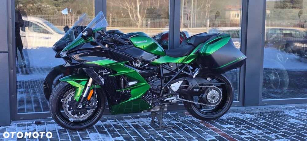 Kawasaki Ninja H2 SX - 24