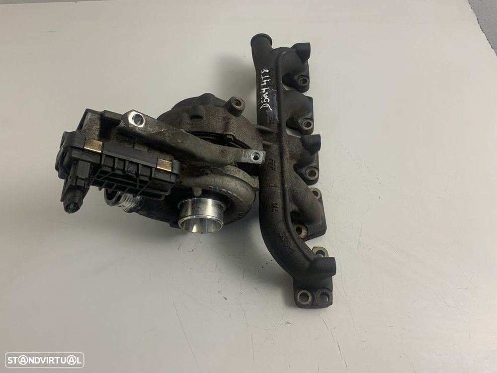 Turbo VOLVO C30 (533) D5 REF. GTB2056VL MOTOR D5244T8 - 1