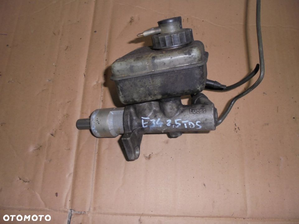 POMPKA POMPA HAMULCOWA BMW E34 2.5 TDS - 2