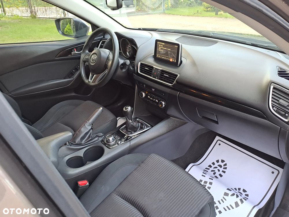 Mazda 3 - 7