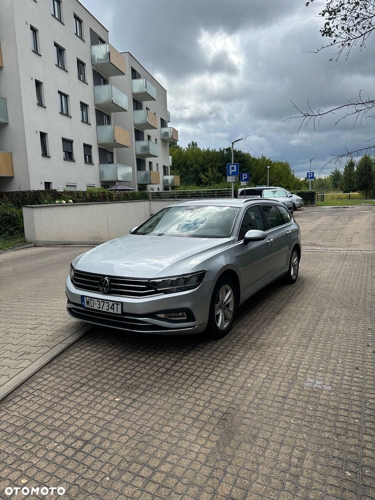 Volkswagen Passat 1.5 TSI EVO Elegance DSG - 2