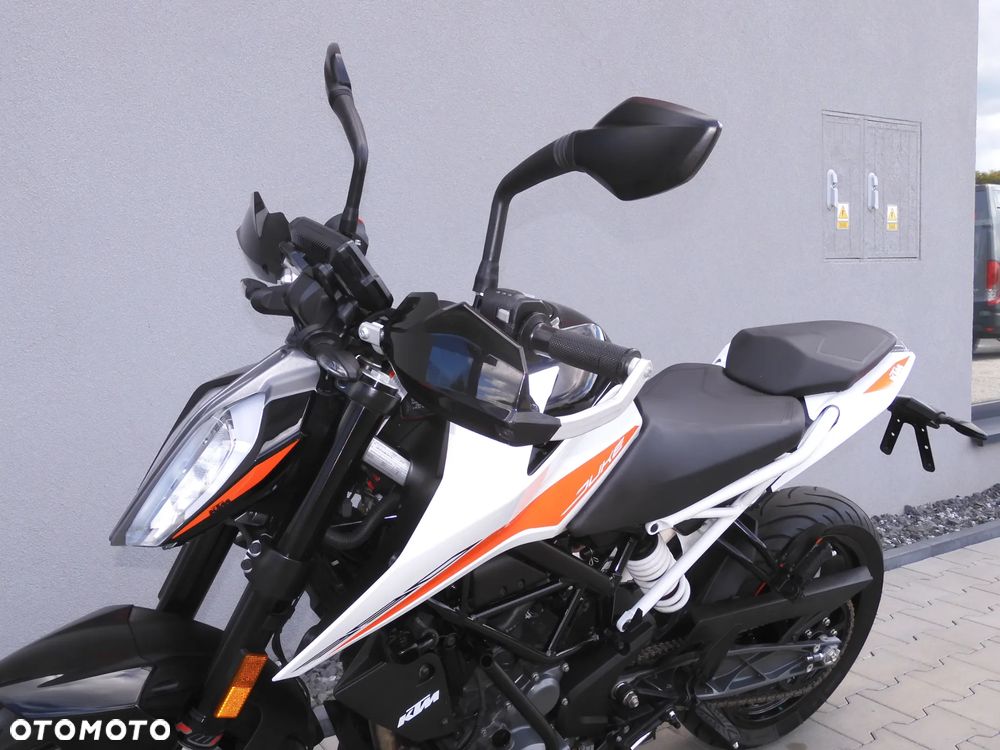 KTM Duke 390 - 23