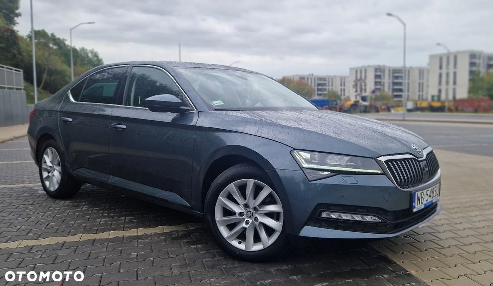 Skoda Superb 2.0 TDI SCR 4x4 Ambition DSG - 6