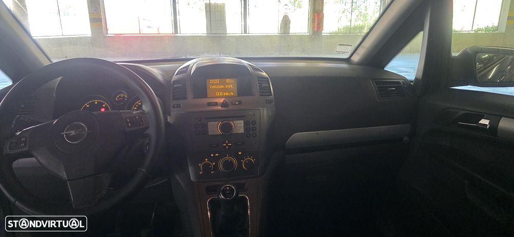 Opel Zafira 1.9 CDTI Enjoy - 7