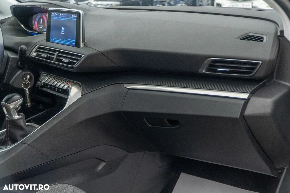 Peugeot 5008 1.2 Puretech Turbo s&s Allure - 32