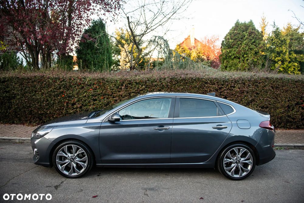 Hyundai i30 1.4 T-GDI DCT Fastback Premium - 11