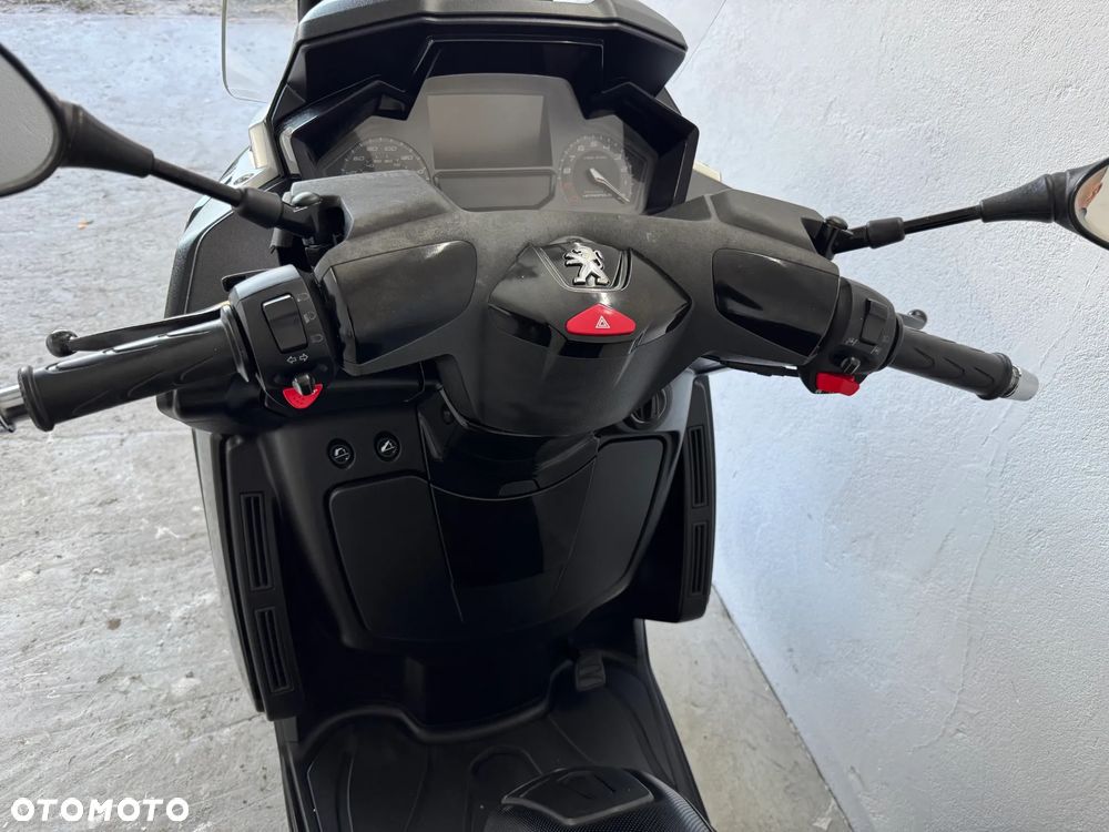 Peugeot Metropolis - 36