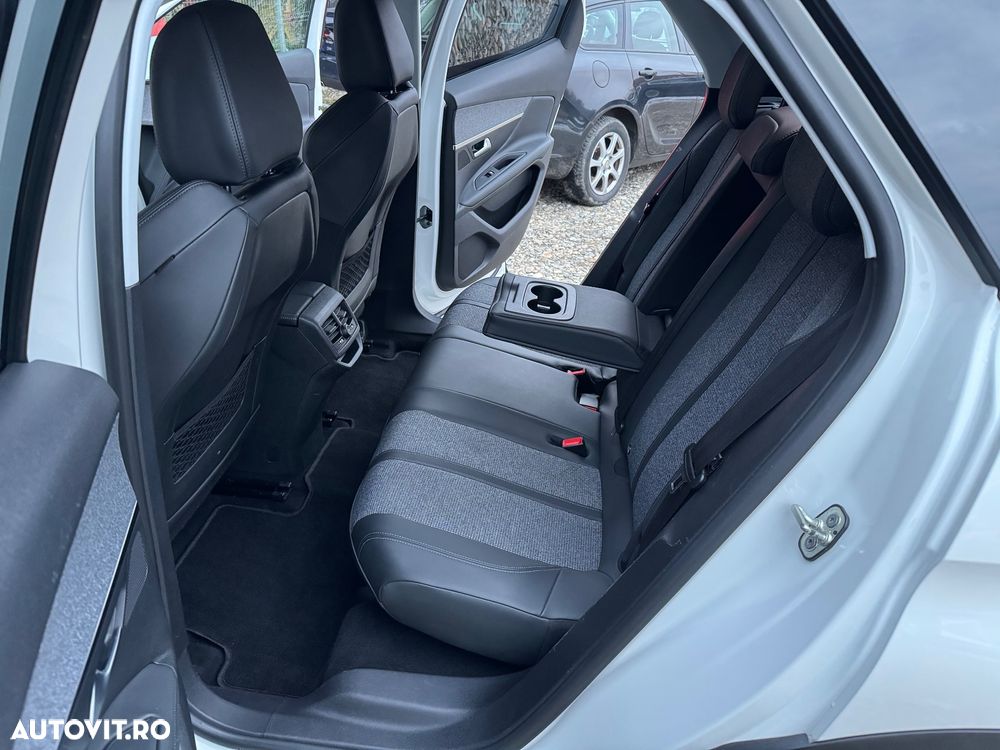 Peugeot 3008 1.2 PureTech Turbo S&S GT-Line - 27