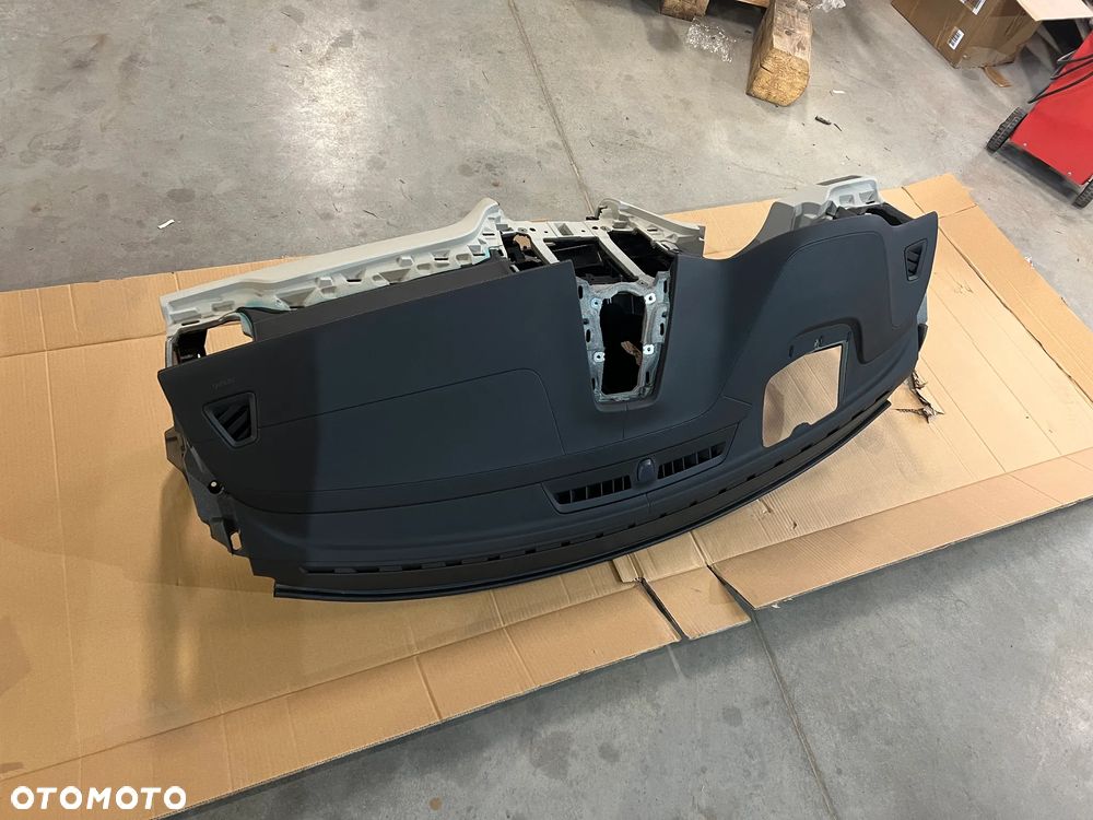 VOLVO XC60 II DESKA ROZDZIELCZA KOKPIT head up oryginał - 2